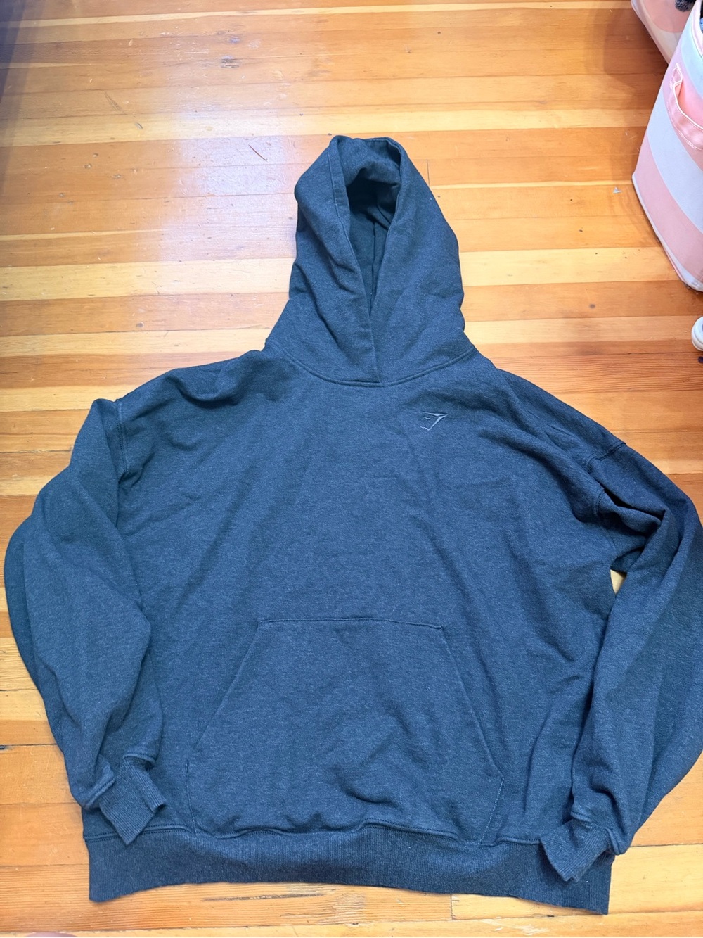 Gymshark Charcoal Gray Pullover Women's Hoodie - Oversized Weightlifting Gym M